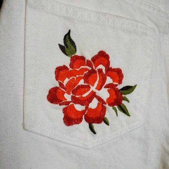 Reformation Cynthia High Rise Straight Jeans White Flora Embroidery NWT - Picture 13 of 14